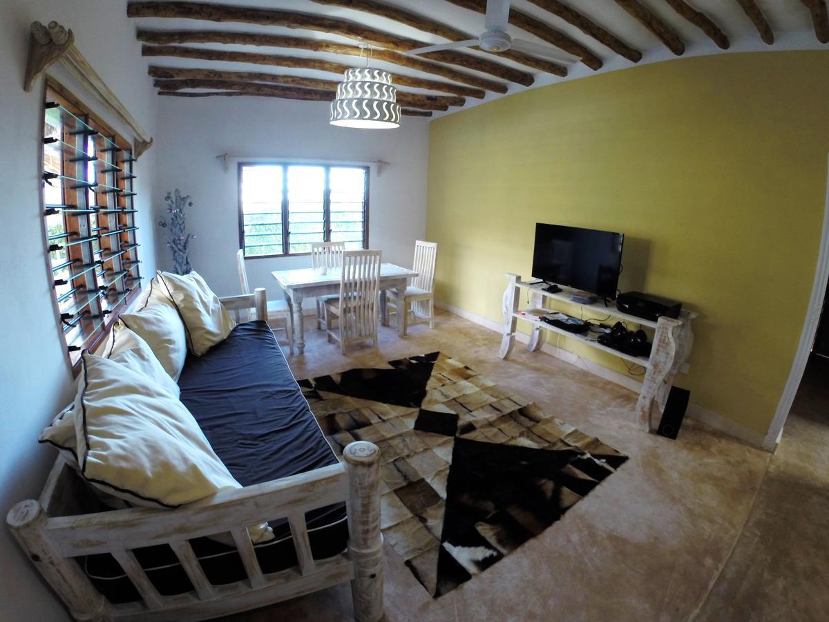 Bed and Breakfast Nyumba Ya Afrika Ватаму Экстерьер фото