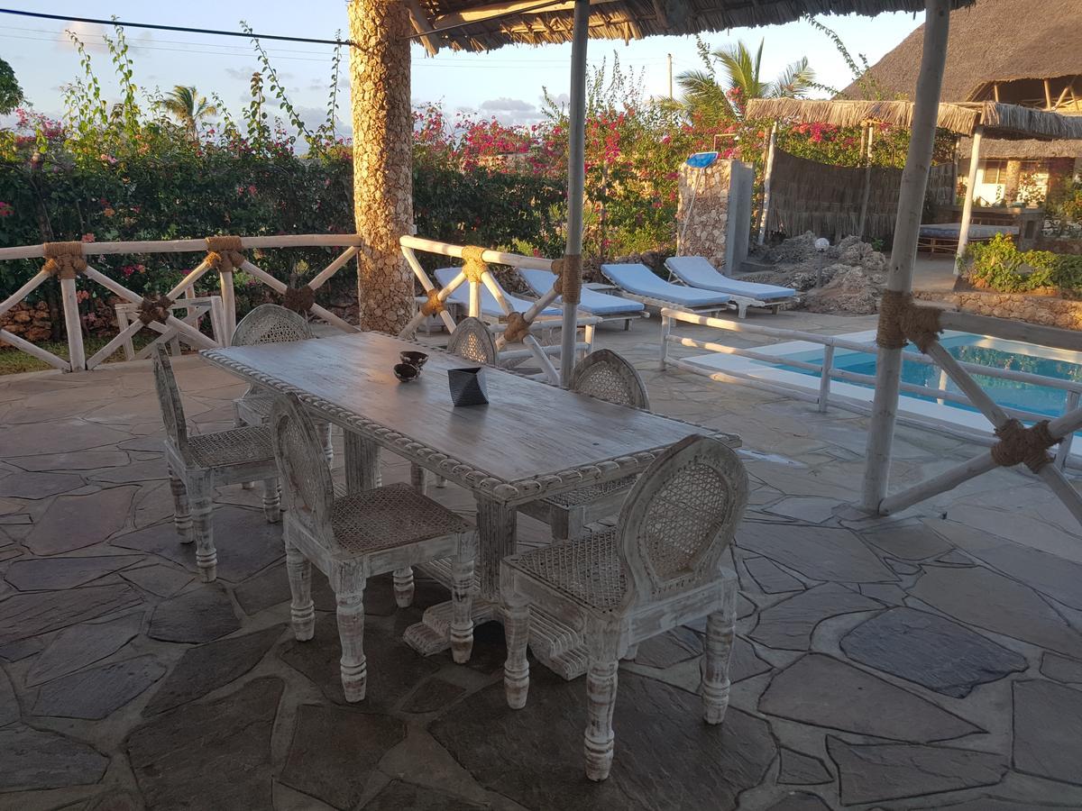 Bed and Breakfast Nyumba Ya Afrika Ватаму Экстерьер фото